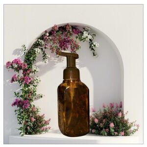 NWT Bath & Body Tortoiseshell Gentle & Clean Foaming Hand Soap Dispenser